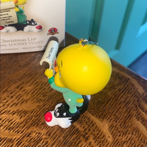 Tweety Looney Tunes Hallmark Keepsake Ornament - Picture 3 of 9